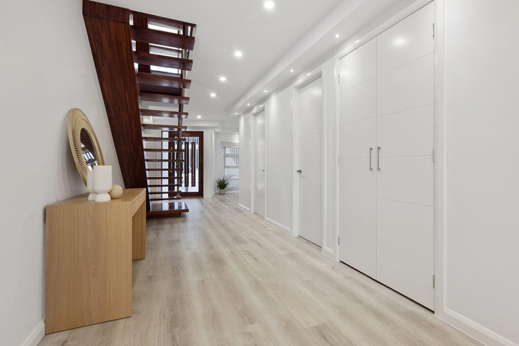 2_Entrance